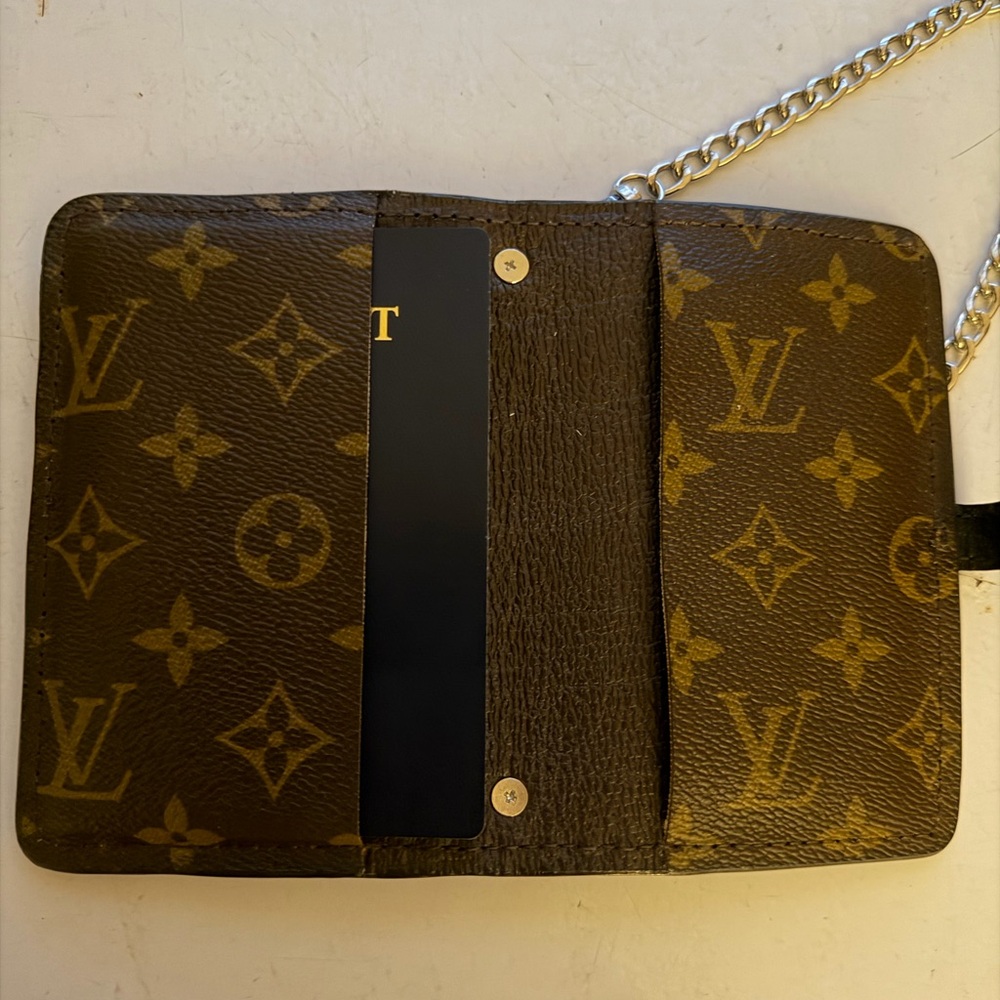 Louis Vuitton Brown Gold Wallet/Crossbody/Passport holder Upcycled, comes w/ COA - Picture 6 of 6